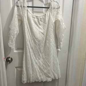 Elegant White Lace Dress